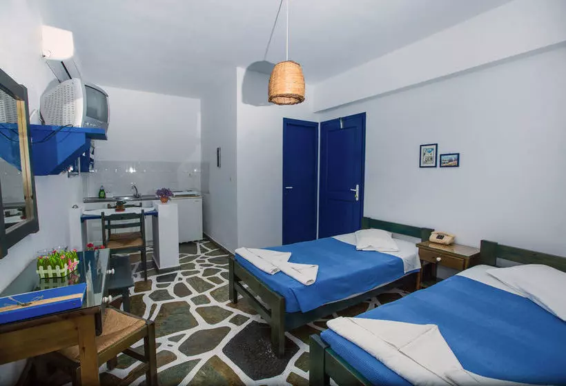 هتل Angeliki S Studios Paros