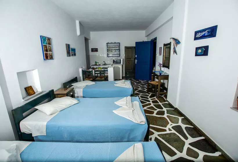 هتل Angeliki S Studios Paros