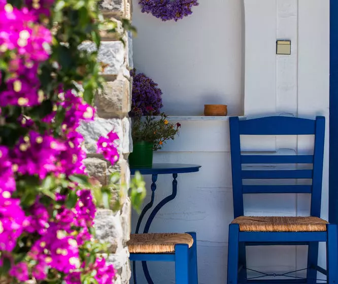 هتل Angeliki S Studios Paros