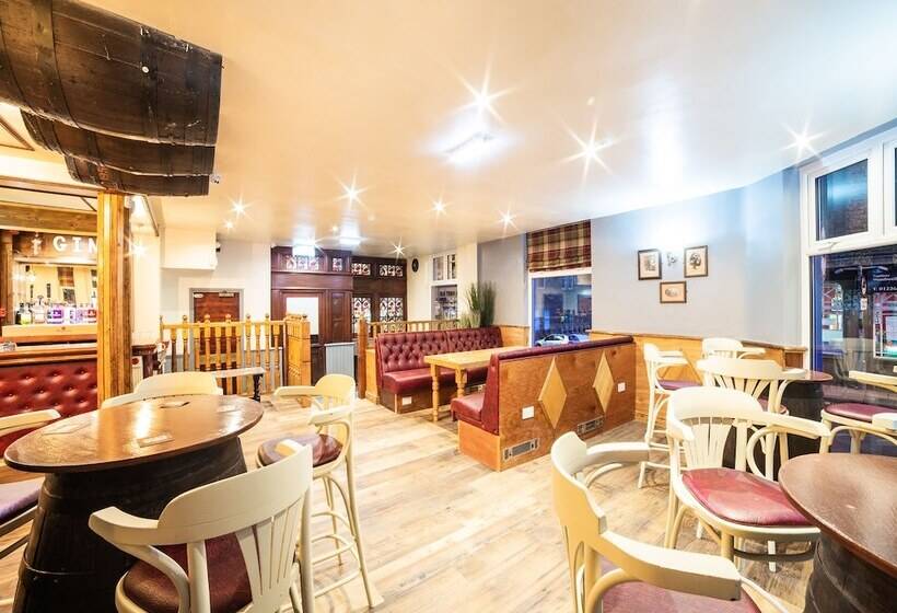 בית מלון כפרי Churchill S