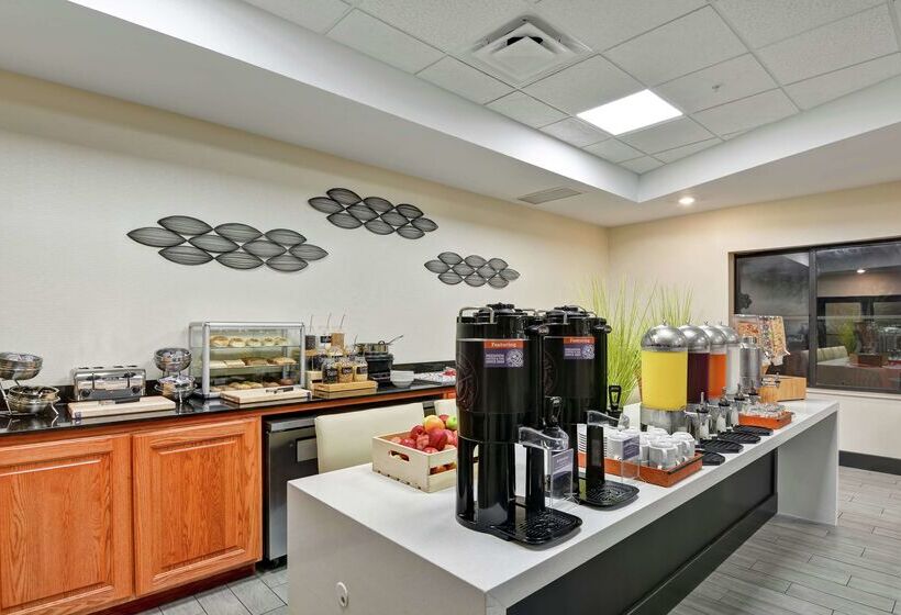 فندق Doubletree By Hilton Hattiesburg, Ms