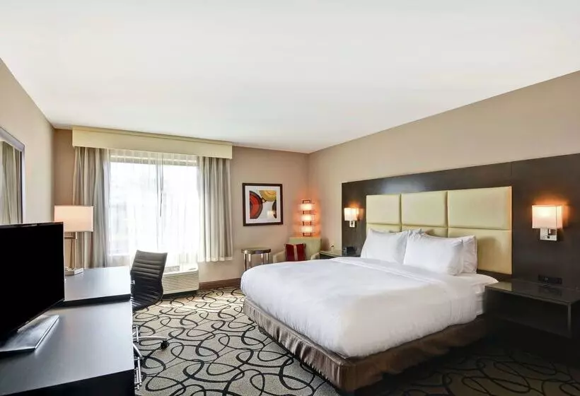 בית מלון כפרי Doubletree By Hilton Hattiesburg, Ms