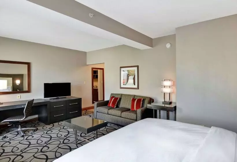 בית מלון כפרי Doubletree By Hilton Hattiesburg, Ms