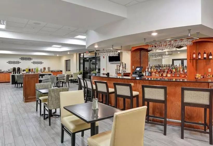 בית מלון כפרי Doubletree By Hilton Hattiesburg, Ms