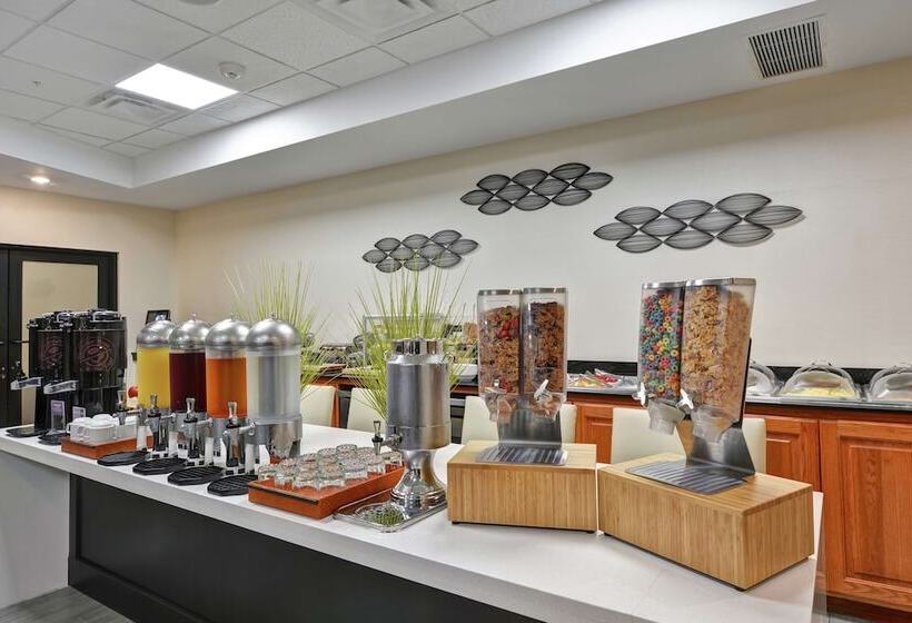 فندق Doubletree By Hilton Hattiesburg, Ms