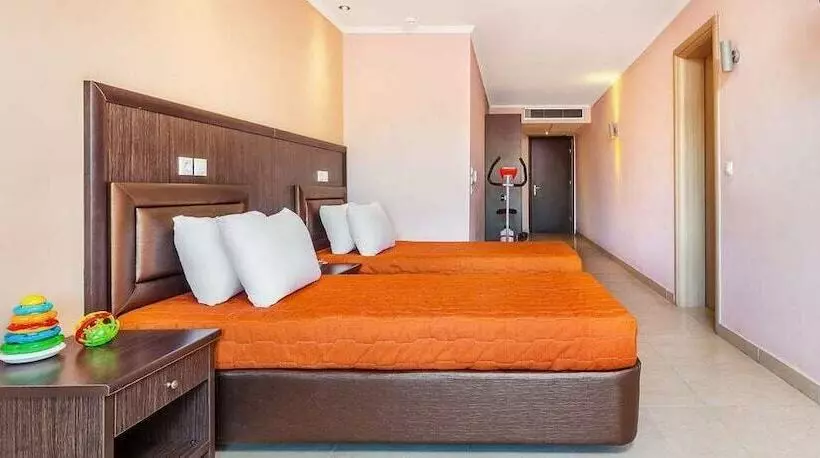 בית מלון כפרי Grand Platon