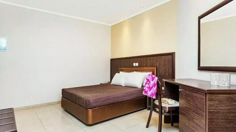 בית מלון כפרי Grand Platon