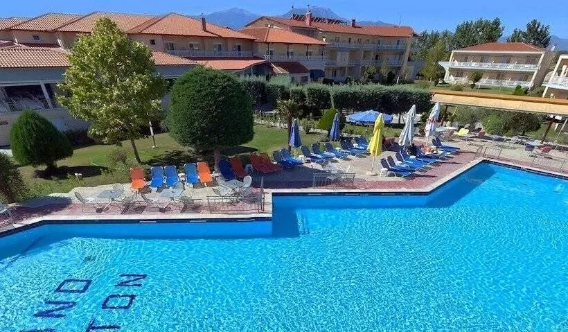 בית מלון כפרי Grand Platon