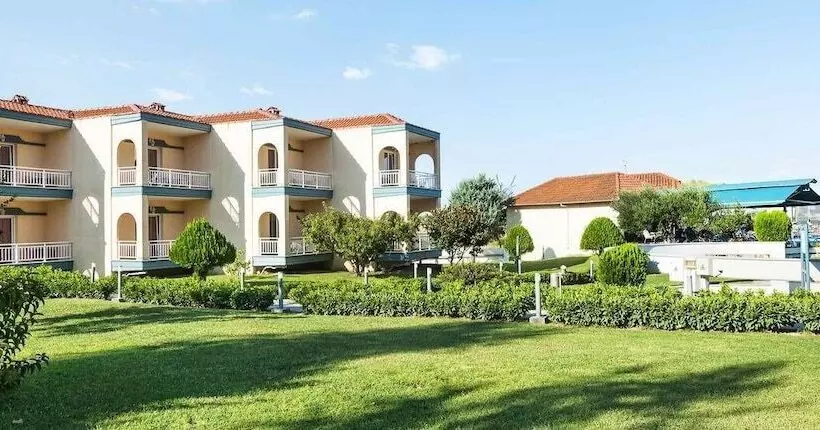 בית מלון כפרי Grand Platon