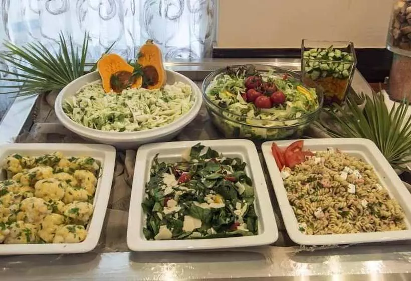 בית מלון כפרי Grand Platon