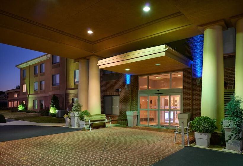 Holiday Inn Express Hotel & Suites Anniston/oxford, An Ihg