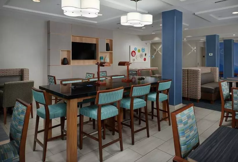 Holiday Inn Express Hotel & Suites Anniston/oxford, An Ihg