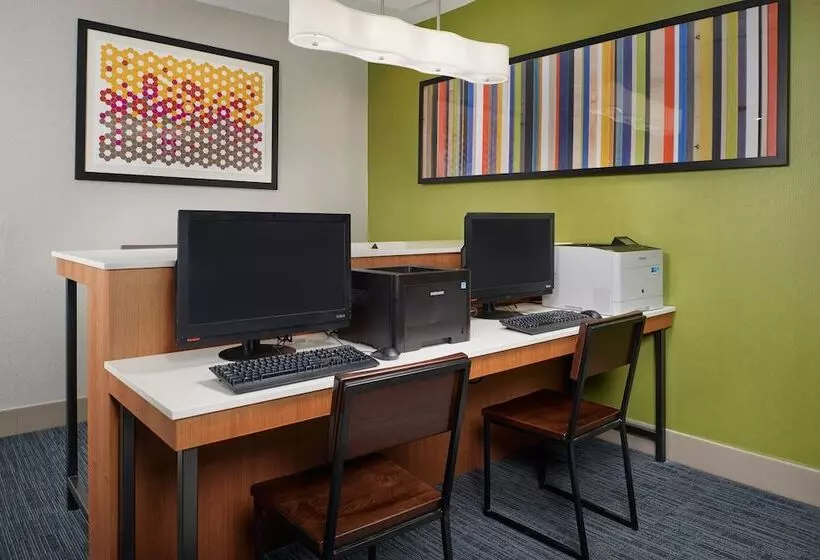 Holiday Inn Express Hotel & Suites Anniston/oxford, An Ihg