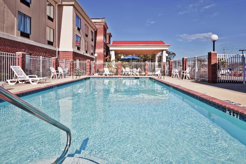 Holiday Inn Express Hotel & Suites Forest, An Ihg