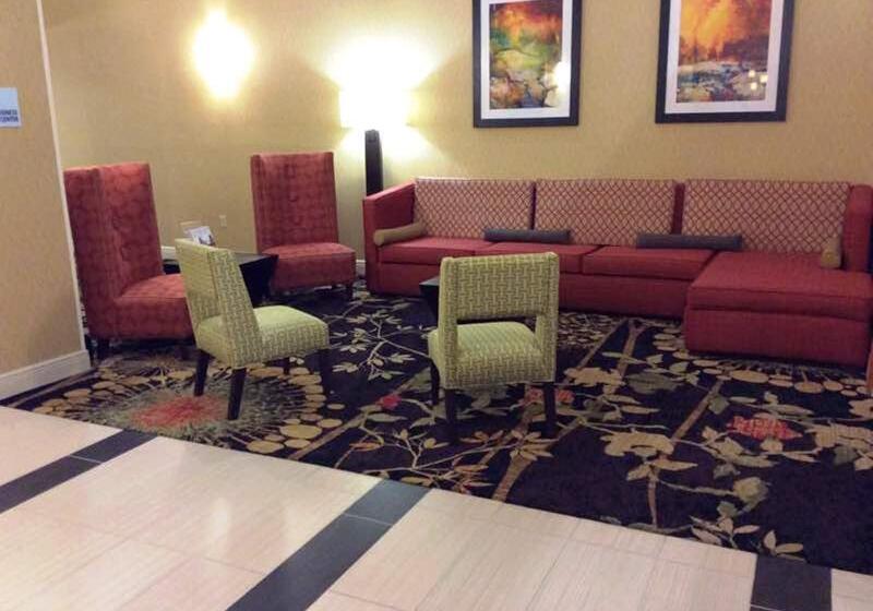 Holiday Inn Express Hotel & Suites Forest, An Ihg