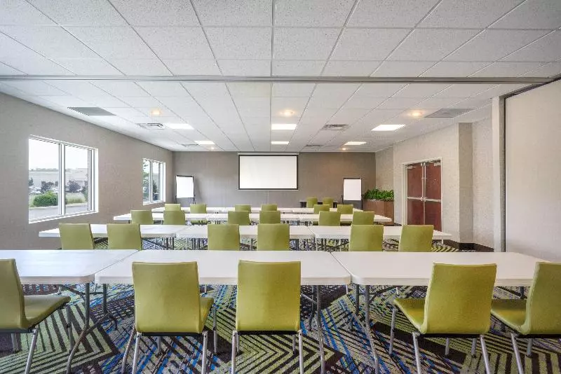 Holiday Inn Express Hotel & Suites Frankfort, An Ihg