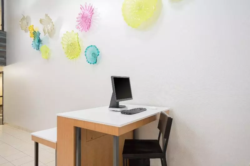 Holiday Inn Express Hotel & Suites  Gadsden, An Ihg