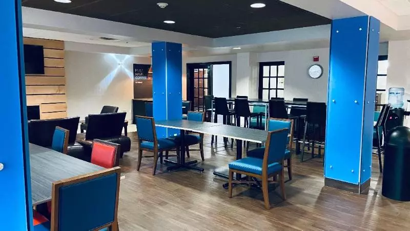 Holiday Inn Express Hotel & Suites  Gadsden, An Ihg