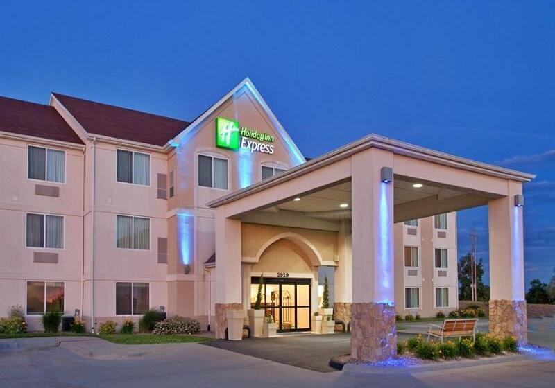 Holiday Inn Express Hotel & Suites Maryville, An Ihg