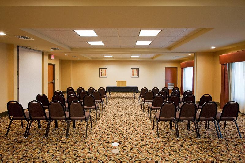 فندق Holiday Inn Express & Suites Pembroke Pines Sheridan St, An Ihg