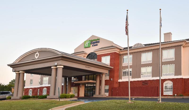 Holiday Inn Express Hotel & Suites Selma, An Ihg