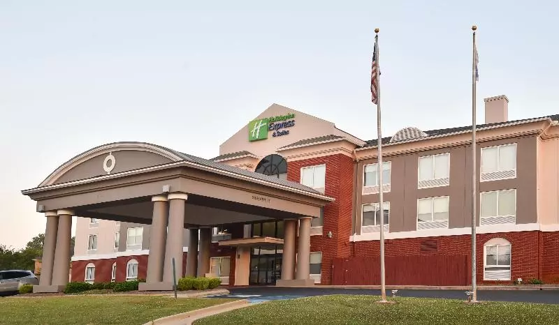 Holiday Inn Express Hotel & Suites Selma, An Ihg