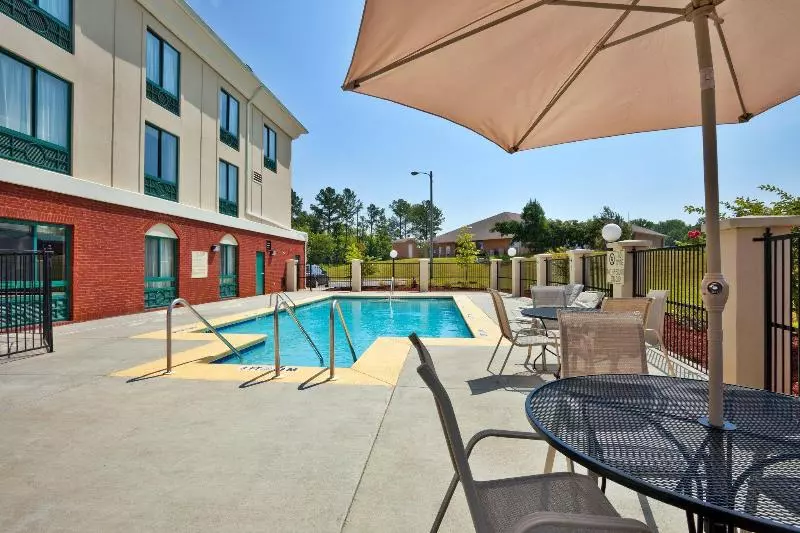 Holiday Inn Express Hotel & Suites Selma, An Ihg