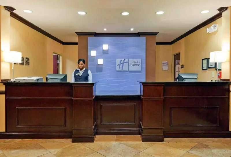 Holiday Inn Express Hotel & Suites Selma, An Ihg