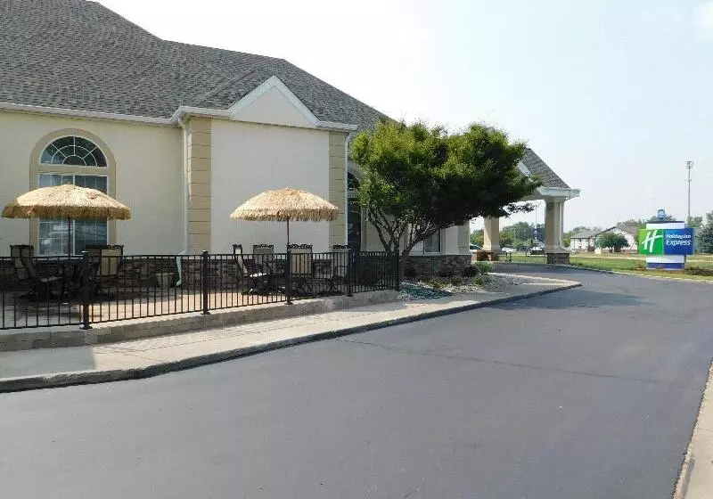 酒店 Holiday Inn Express Birch Run Frankenmuth Area, An Ihg