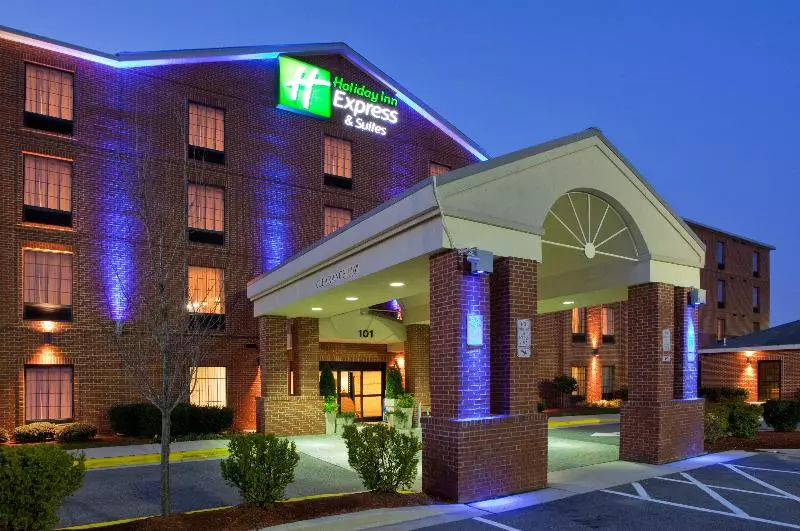 Отель Holiday Inn Express I 95 Capitol Beltway Largo, An Ihg
