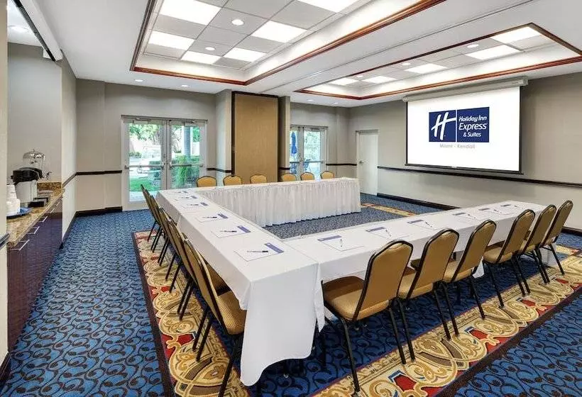 호텔 Holiday Inn Express & Suites Miami Kendall, An Ihg