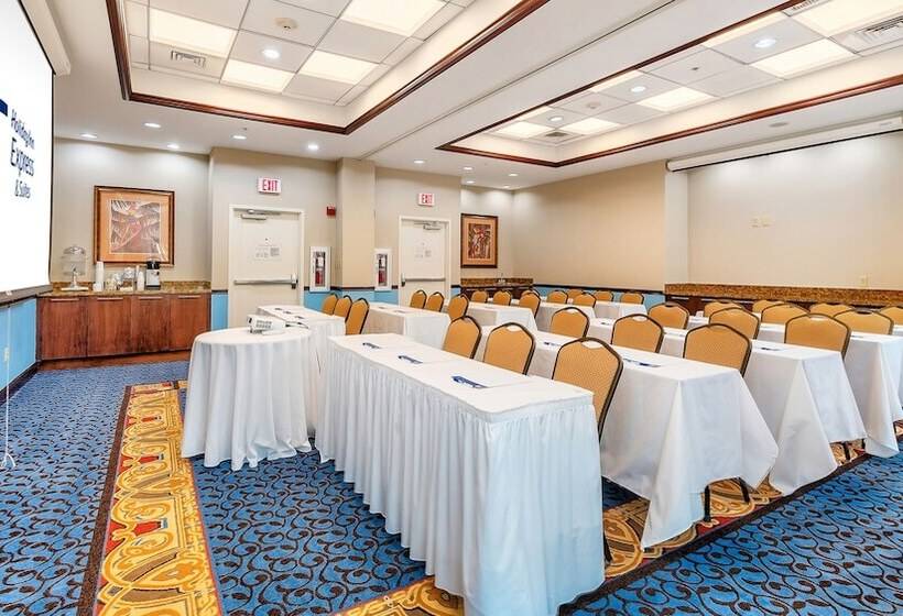 ホテル Holiday Inn Express & Suites Miami Kendall, An Ihg
