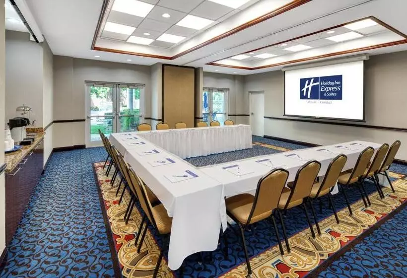 호텔 Holiday Inn Express & Suites Miami Kendall, An Ihg