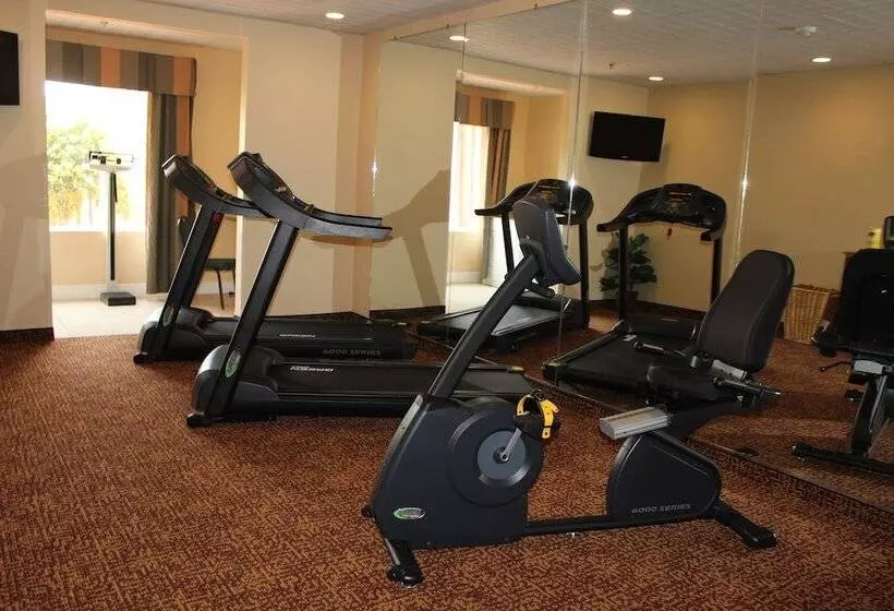 호텔 Holiday Inn Express And Suites Thomasville, An Ihg