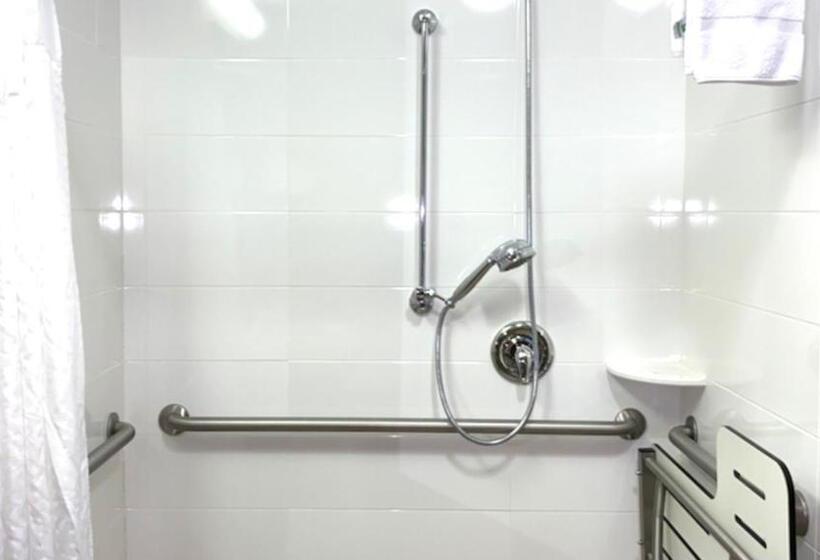 호텔 Holiday Inn & Suites Bakersfield, An Ihg