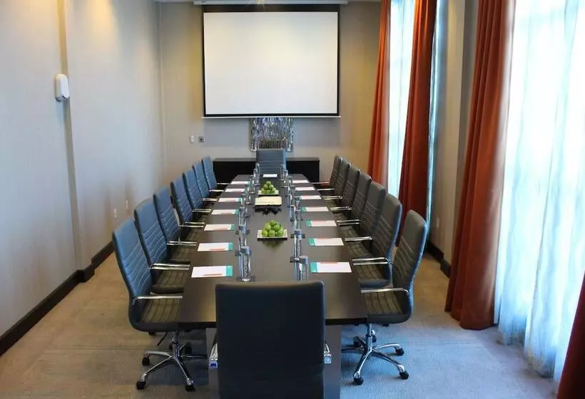 בית מלון כפרי Indigo Waco, An Ihg