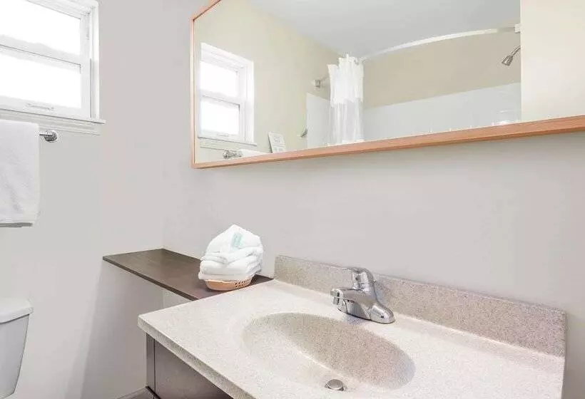 ホテル Knights Inn Merritt