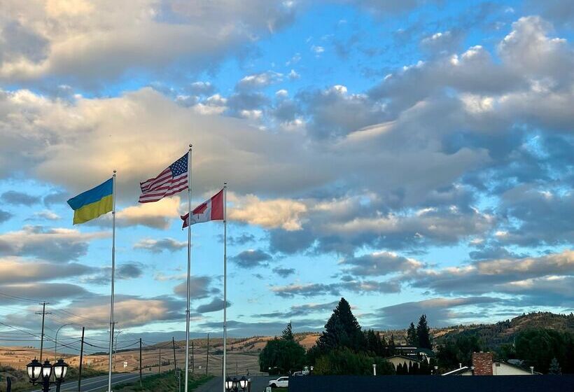 酒店 Knights Inn Merritt