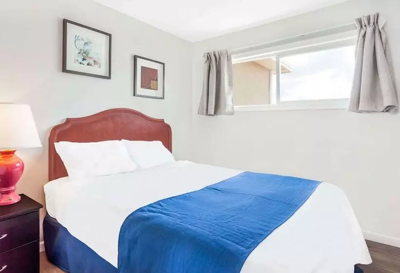 ホテル Knights Inn Merritt