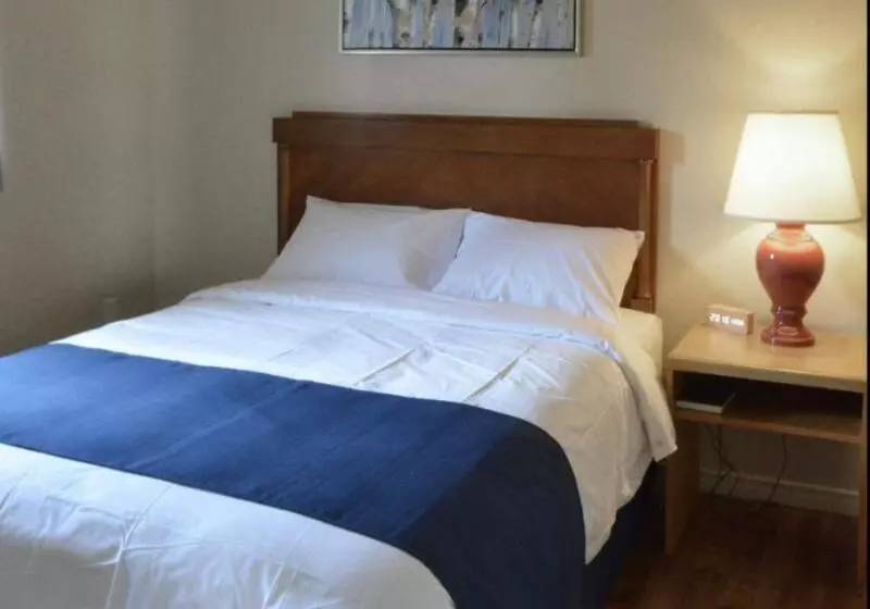 ホテル Knights Inn Merritt