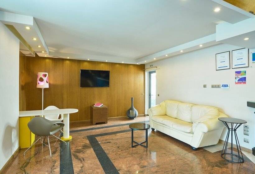 فندق Mediterranean Resort