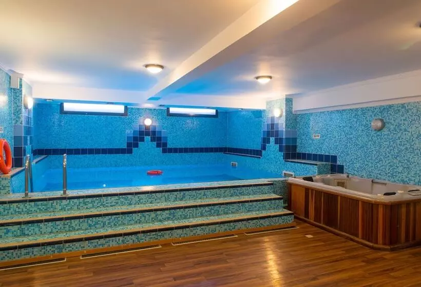 Отель Mediterranean Resort