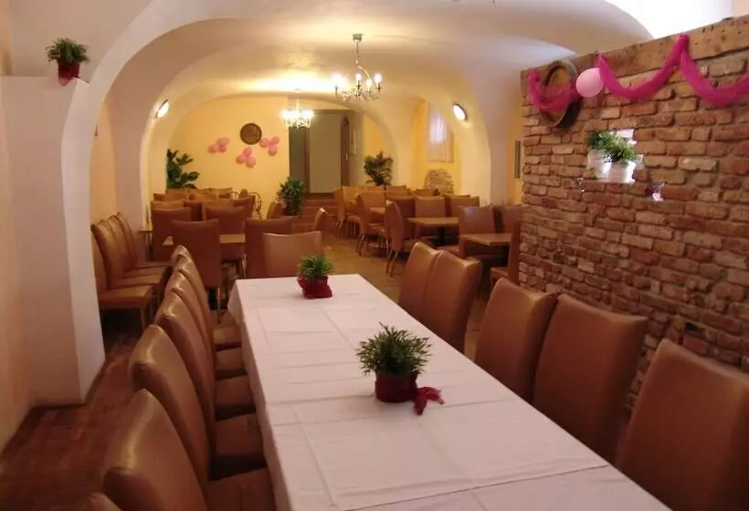 هتل Stary Pivovar