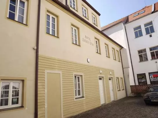 Szálloda Zatkuv Dum