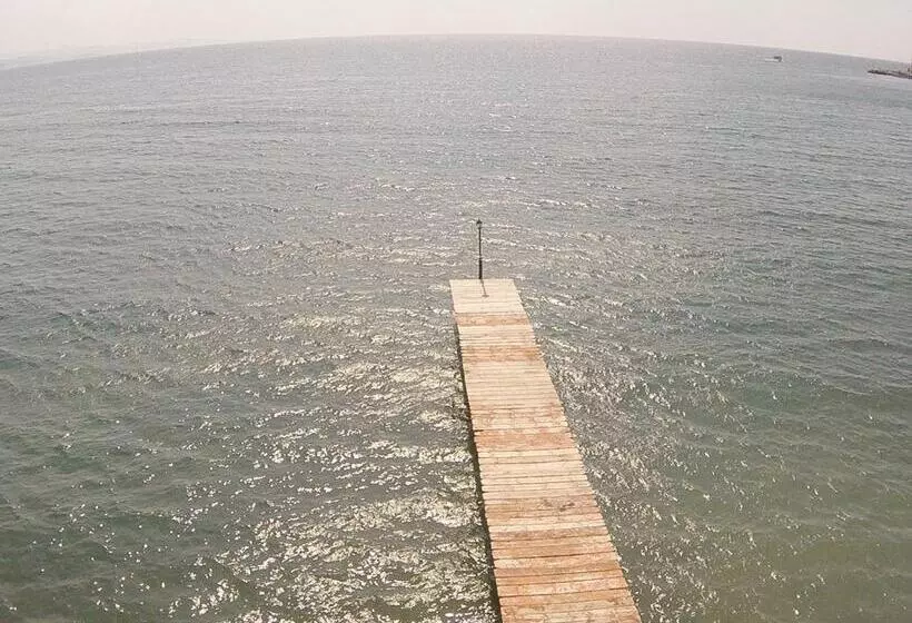 Olive Press Hotel & Apartments