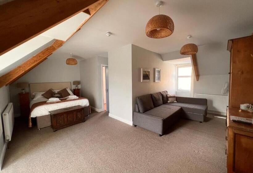 Albergue Selkies Nqy