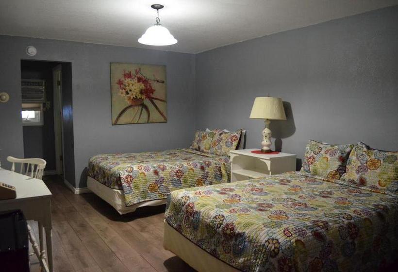 הוסטל Gateway Inn