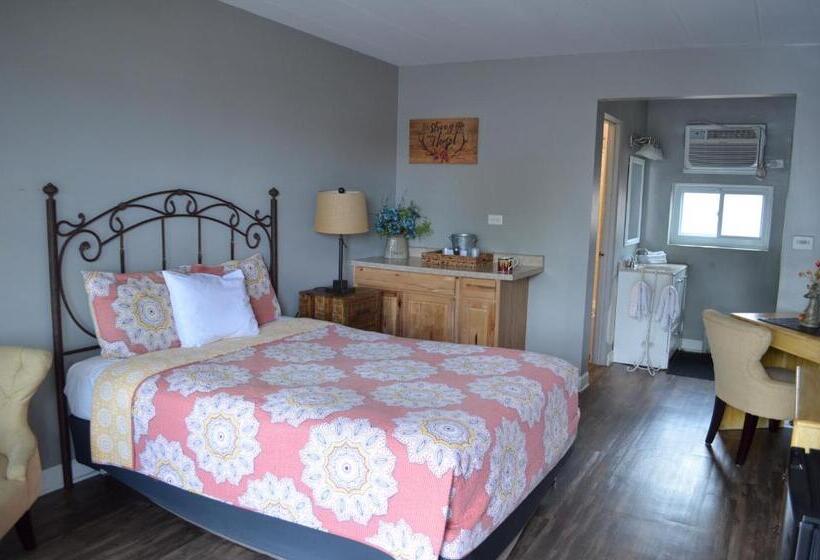 הוסטל Gateway Inn