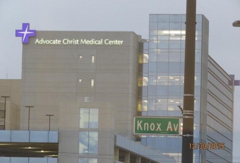 הוסטל Gateway Inn