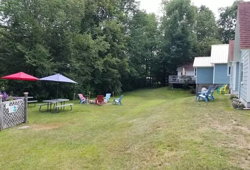 White Mountain Motel And Cottages